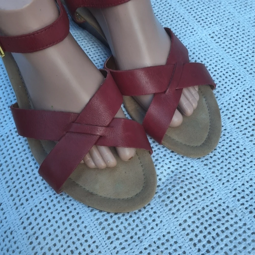 Lauren Ralph Lauren Criss Cross Leeather Wedge Sandals 10